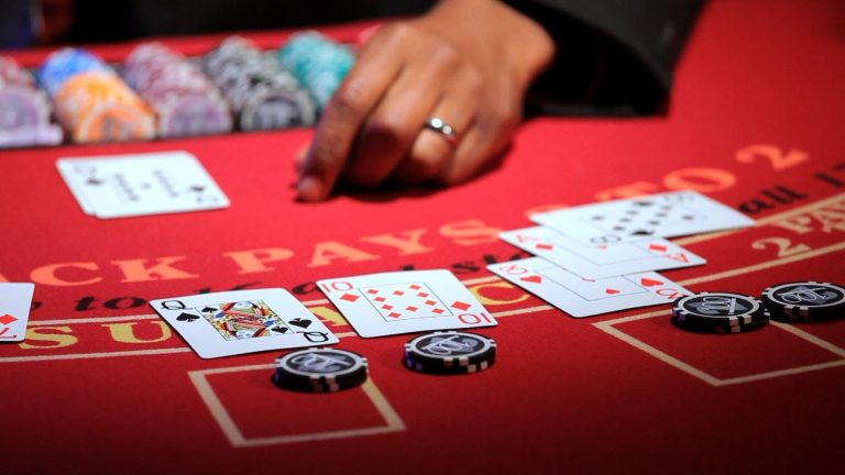 Land based casinos Vs. Online casino websites