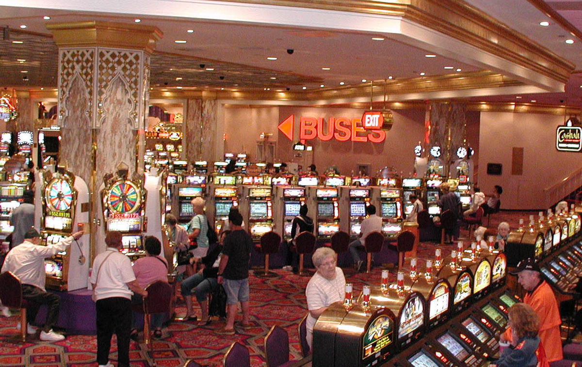 Online Slots – Basics and Why To Play