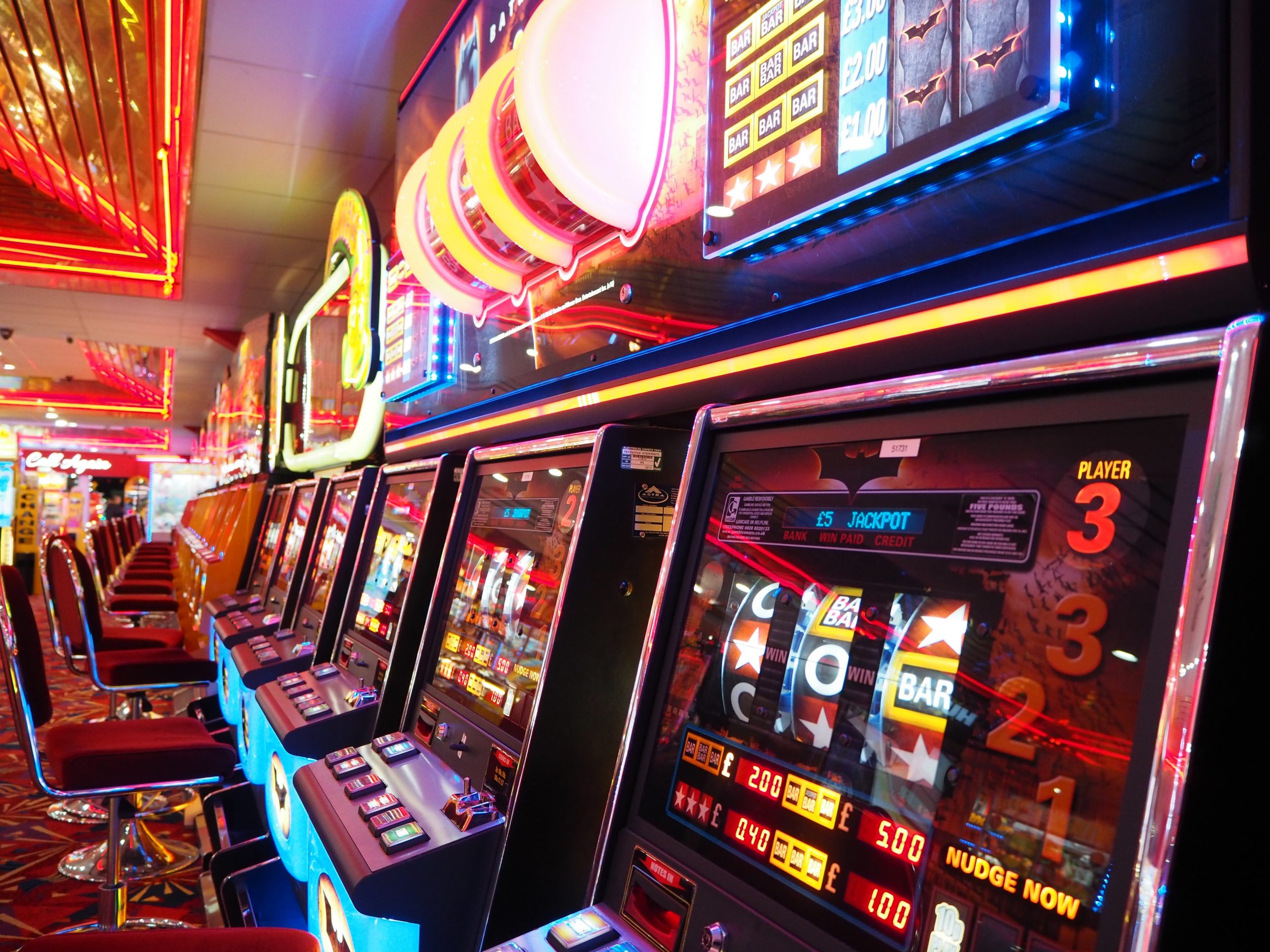 Hit the Jackpot with Slot Online